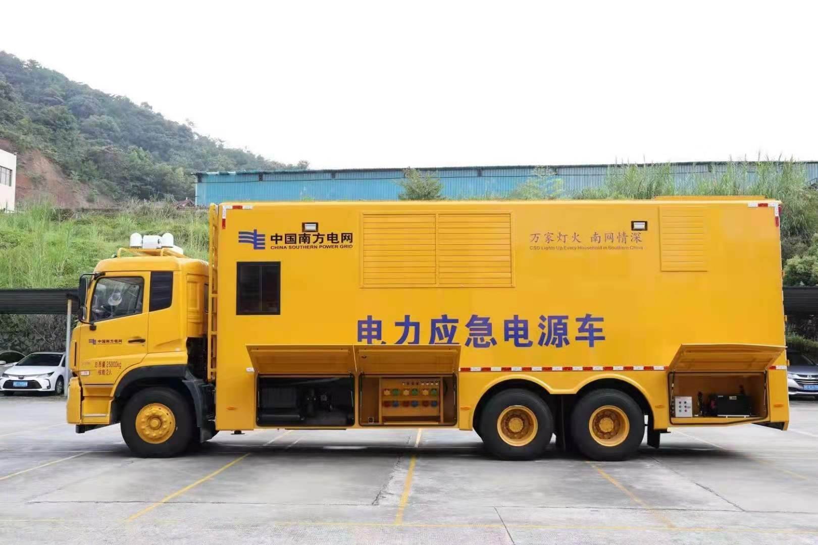 贡嘎安康大型柴油发电机发电车UPS电源出租租赁